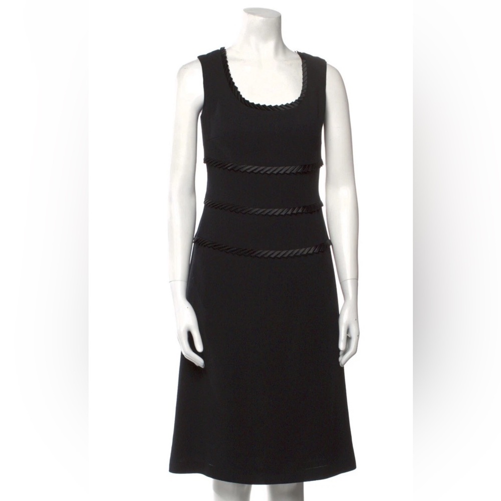 ESCADA Women's A-Line Dress US Size 10 , DE 40, Black 100% Virgin Wool Elegant